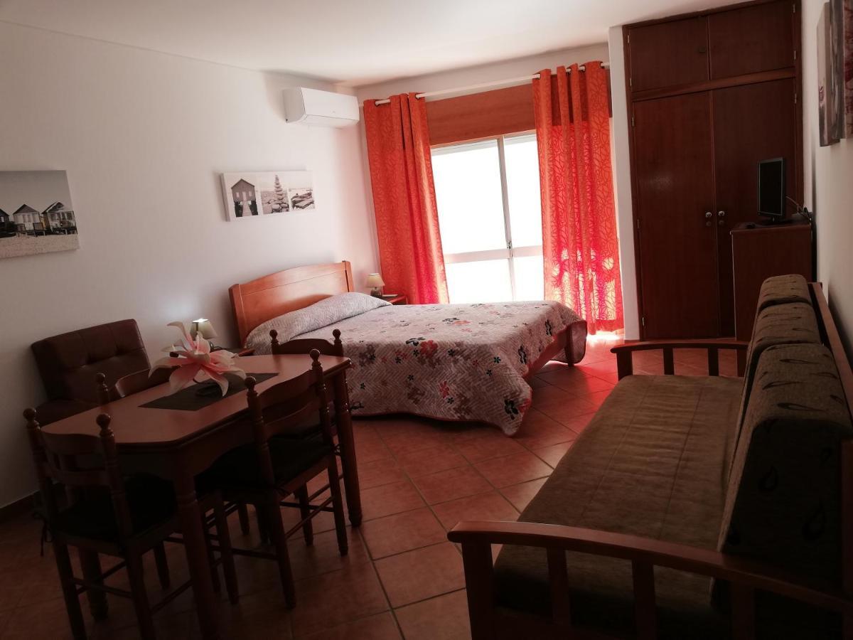 Apartamentos Arcada กัวเตย์รา ภายนอก รูปภาพ